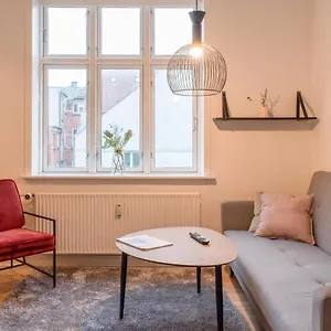 Bright And Spacious In Downtown Århus